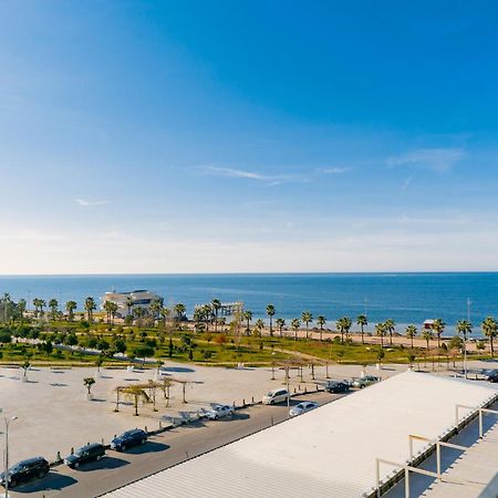 Your Beach Tower Batumi Rom bilde